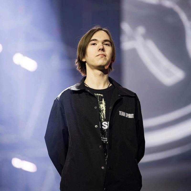 GEN打野小花生LCK生涯助攻超越3500，距离Deft仅差11次助攻